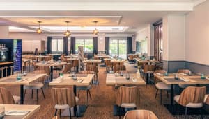 thumbnail: Restaurant