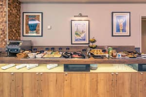 thumbnail: Breakfast area