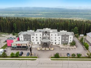 thumbnail: Exterior