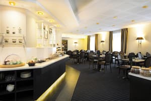 thumbnail: Breakfast area