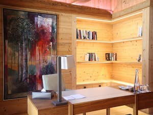 thumbnail: Interior entrance