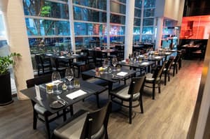 thumbnail: Restaurant