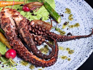 thumbnail: Restaurant