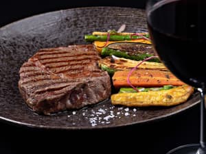 thumbnail: Restaurant