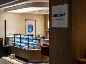 thumbnail: Restaurant