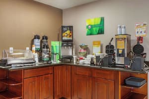 thumbnail: Breakfast area