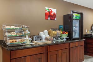 thumbnail: Breakfast area