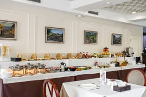 thumbnail: Breakfast area