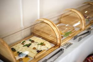 thumbnail: Breakfast area