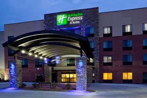 thumbnail: Front of property - evening/night