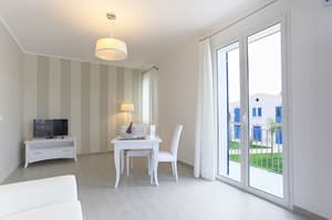 thumbnail: Living area