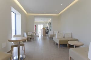 thumbnail: Lobby sitting area