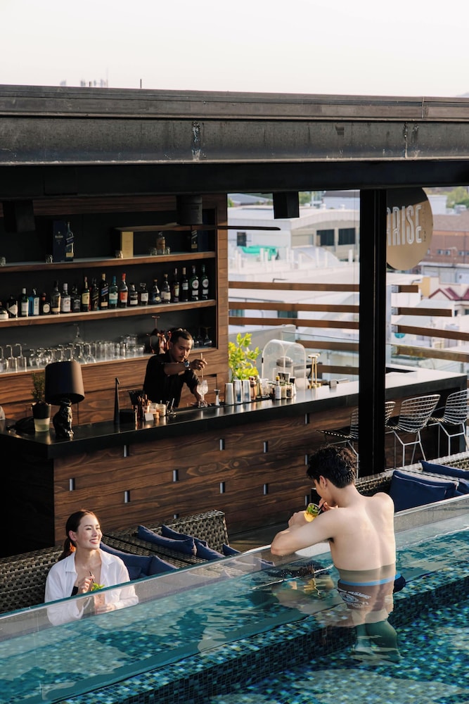 Rooftop pool