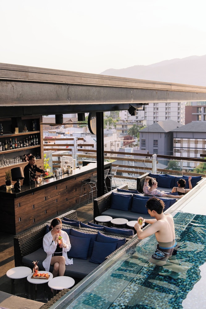 Rooftop pool