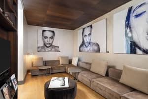thumbnail: Interior detail