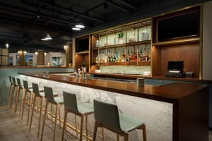 thumbnail: Bar (on property)