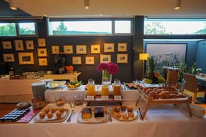 thumbnail: Breakfast area