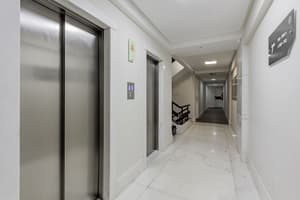 thumbnail: Hallway