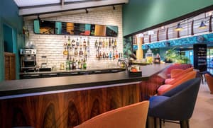 thumbnail: Bar (on property)