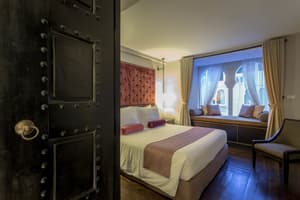 thumbnail: Room