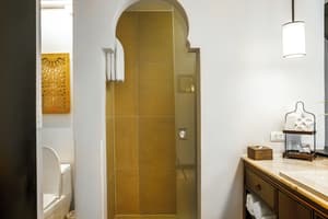 thumbnail: Bathroom shower