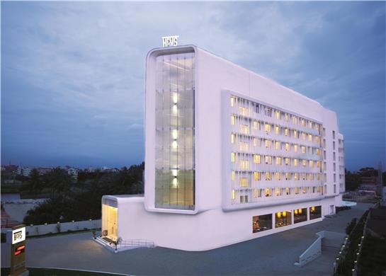 On-Site,Outdoor/Exterior,Exterior View of Building