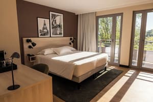 thumbnail: Room
