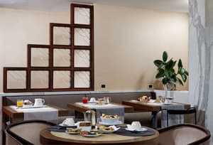 thumbnail: Restaurant