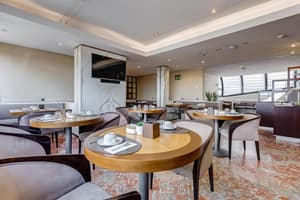 thumbnail: Restaurant