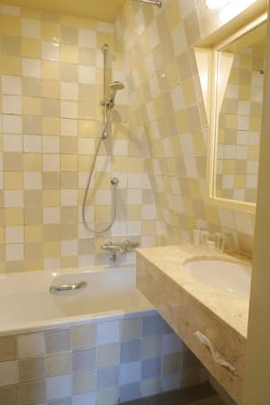 thumbnail: Bathroom