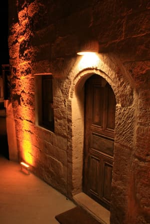 thumbnail: Exterior