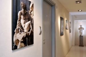thumbnail: Interior entrance