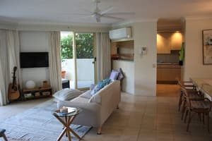 thumbnail: Living room