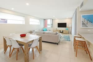 thumbnail: In-room dining