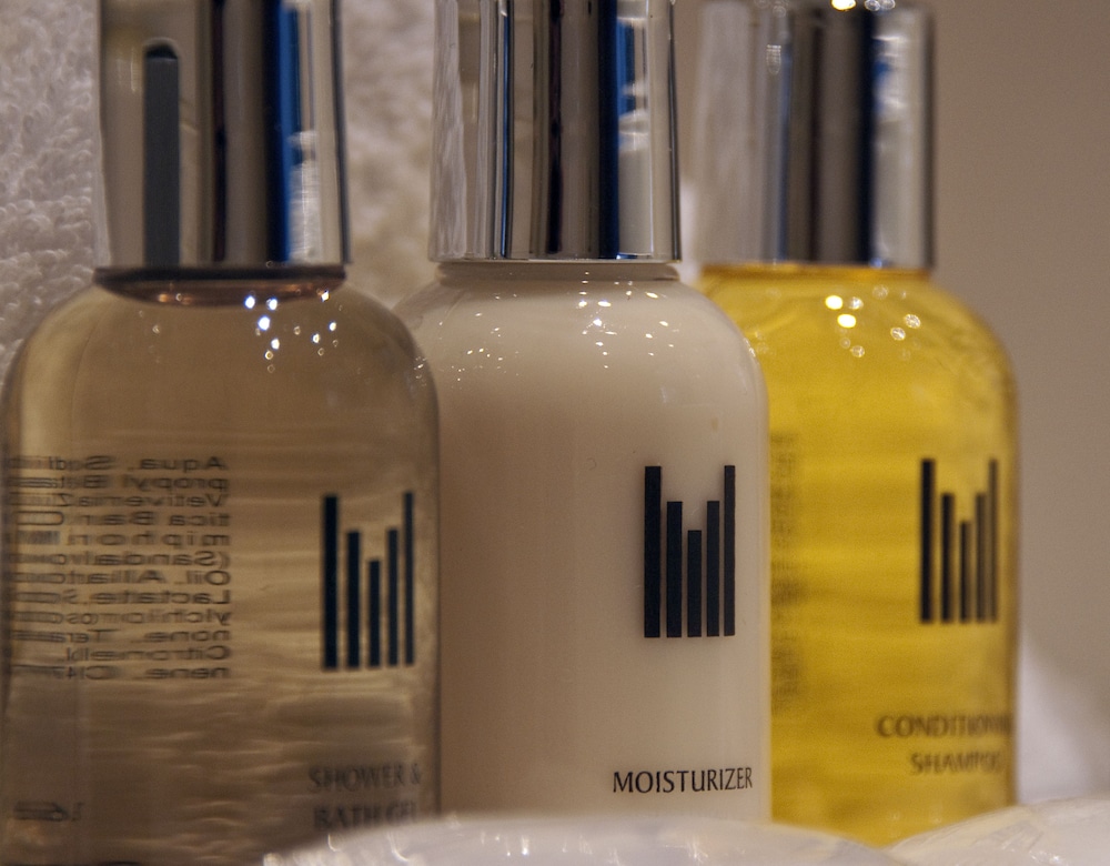 Bathroom amenities