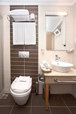 thumbnail: Bathroom