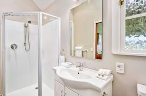 thumbnail: General view