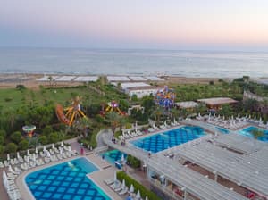 thumbnail: Outdoor pool