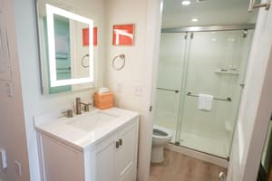 thumbnail: Bathroom