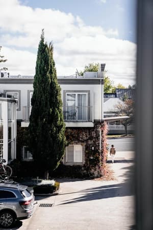 thumbnail: Exterior