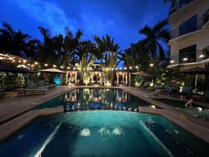 thumbnail: Pool