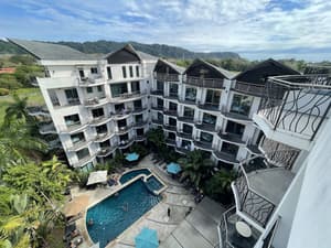 thumbnail: Front of property