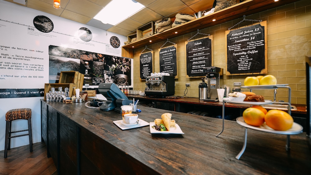 Coffee shop