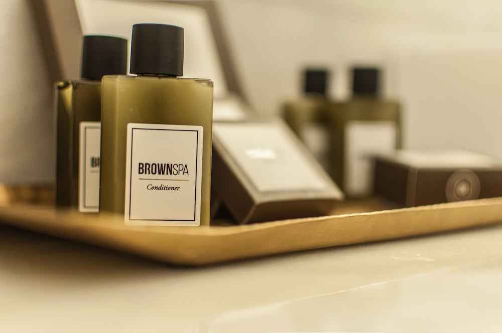 Bathroom amenities