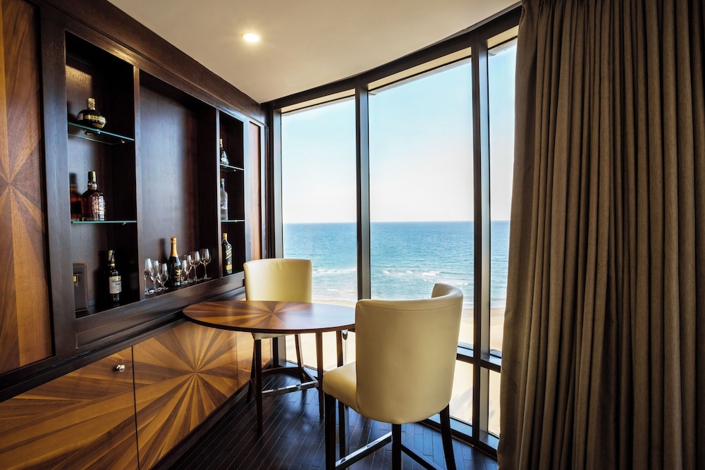 Beach/ocean view