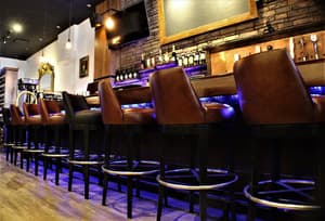 thumbnail: Bar (on property)