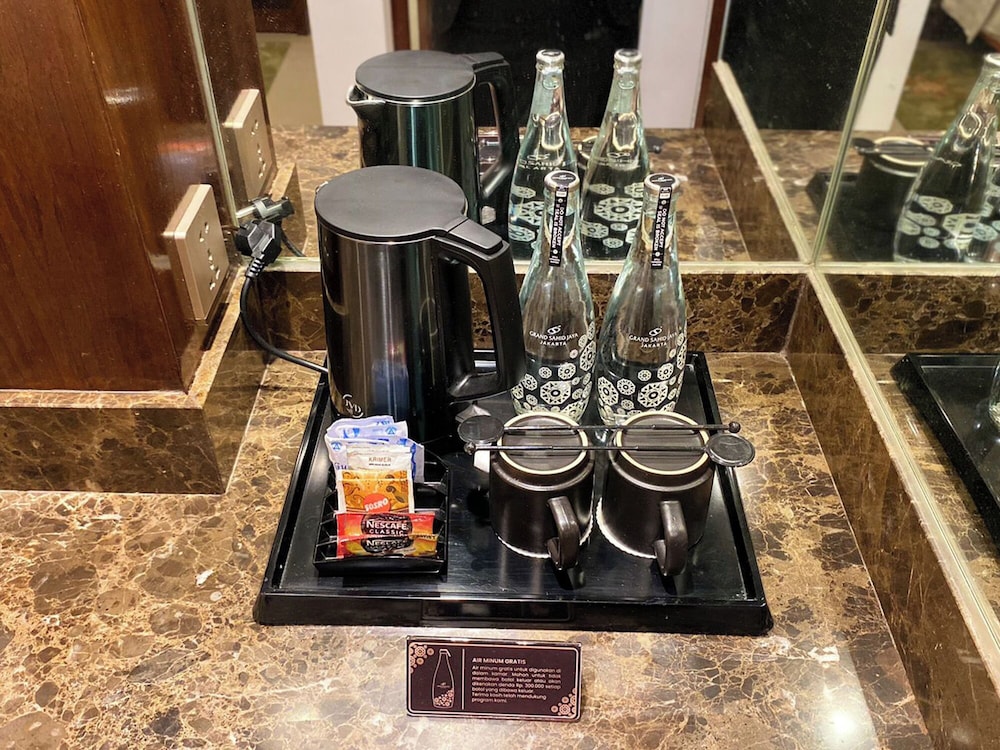 Room amenity
