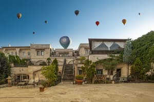 thumbnail: Courtyard