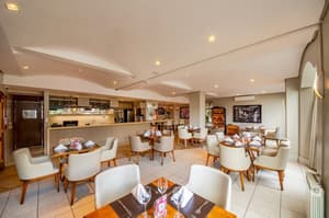 thumbnail: Restaurant