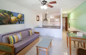 thumbnail: Living area